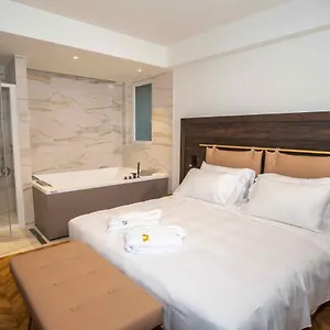 Jacuzzi By Enjoy Garda Peschiera del Garda